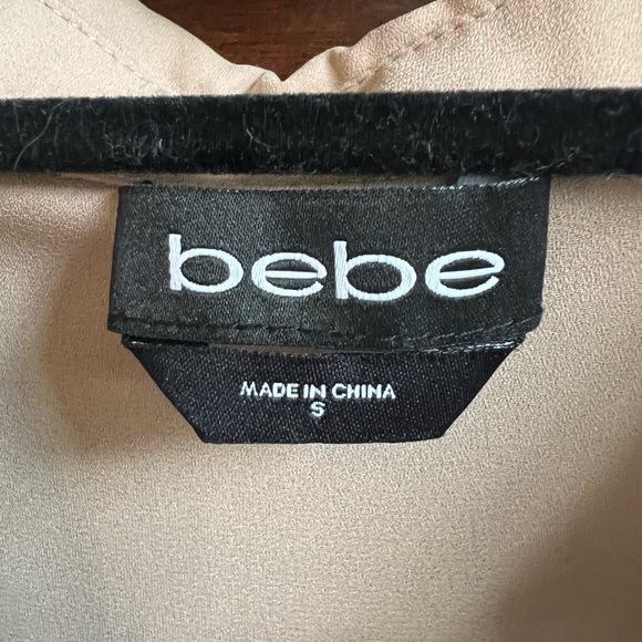 bebe blouse - Picture 3 of 4